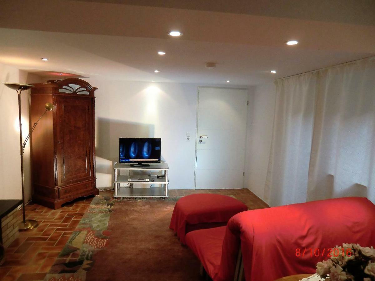 Moebliertes Apartment Mit Bestem Anschluss - Hangelar Mitte Sankt Augustin Buitenkant foto